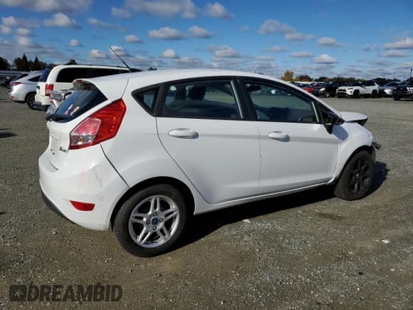 ✅ 2019 Ford Fiesta SE • VIN: 3FADP4EJ6KM156197 • Lot: 93041985. Listed on Copart with 96,596 mi. Free auction sales archive from the USA and detailed vehicle history report at DreamBid. Image 3.