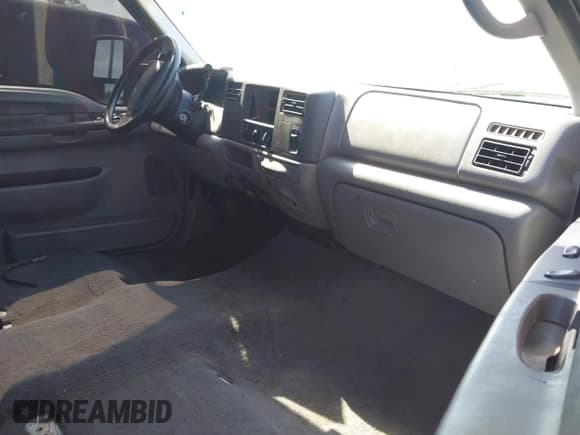 ✅ 2000 Ford F-250 XL • VIN: 1FTNW20SXYEE14273 • Lot: 42327431. Listed on IAAI with 174,812 mi. Free auction sales archive from the USA and detailed vehicle history report at DreamBid. Image 5.