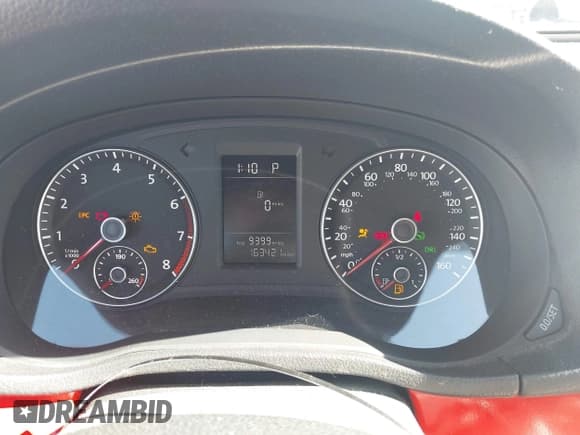 ✅ 2013 Volkswagen Passat S • VIN: 1VWAH7A3XDC055975 • Lot: 43501927. Wystawiony na IAAI z przebiegiem 163 421 mil. Bezpłatny archiwum sprzedaży aukcyjnych z USA i szczegółowy raport historii pojazdu na DreamBid. Zdjęcie 7.