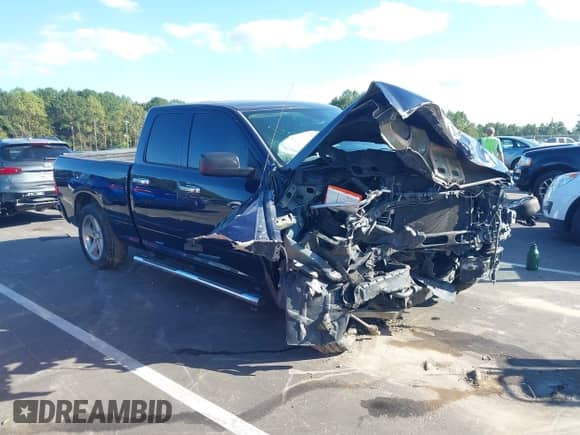 2015 Ram 1500 Express с VIN 1C6RR6FT5FS770216, выставлен на аукционе IAAI как лот 43364912 с пробегом 205 449 миль миль и . История ставок и продаж доступна на DreamBid. Изображение 1.