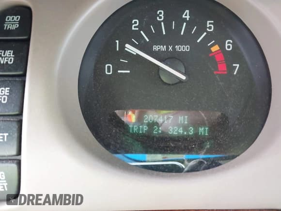 ✅ 2000 Buick LeSabre Limited • VIN: 1G4HR54K7YU321650 • Lot: 42295149. Listed on IAAI with 207,417 mi. Free auction sales archive from the USA and detailed vehicle history report at DreamBid. Image 15.