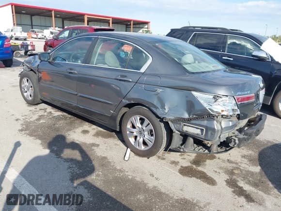 ✅ 2012 Honda Accord LX Premium • VIN: 1HGCP2F48CA049168 • Лот: 43390906. Опубликован ранее на IAAI с пробегом 97 215 миль. Бесплатный доступ к архиву аукционных продаж из США и подробный отчёт об истории автомобиля на DreamBid. Изображение 3.