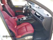 ✅ 2025 Porsche Macan • VIN: WP1AA2A53SLB01007 • Лот: 43114504. Опубликован ранее на IAAI с пробегом 5 952 миль. Бесплатный доступ к архиву аукционных продаж из США и подробный отчёт об истории автомобиля на DreamBid. Изображение 5.