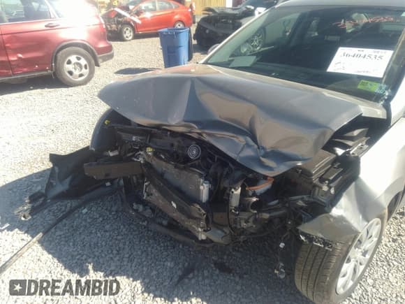 ✅ 2022 Hyundai Accent SE • VIN: 3KPC24A64NE177425 • Lot: 41524391. Wystawiony na IAAI z przebiegiem 10 970 mil. Bezpłatny archiwum sprzedaży aukcyjnych z USA i szczegółowy raport historii pojazdu na DreamBid. Zdjęcie 6.