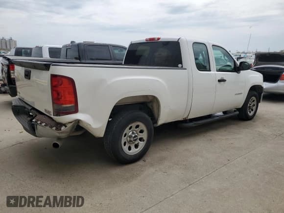 ✅ 2011 GMC Sierra 1500 • VIN: 1GTR1TEA2BZ353281 • Lot: 50753155. Wystawiony na Copart z przebiegiem 231 071 mil. Bezpłatny archiwum sprzedaży aukcyjnych z USA i szczegółowy raport historii pojazdu na DreamBid. Zdjęcie 3.