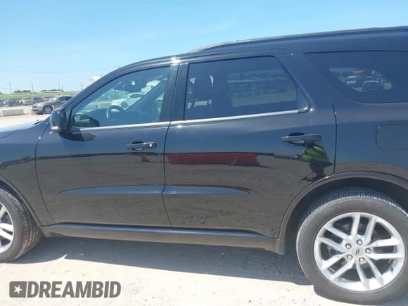 ✅ 2024 Dodge Durango GT Plus • VIN: 1C4RDJDGXRC207323 • Lot: 42814181. Listed on IAAI with 38,289 mi. Free auction sales archive from the USA and detailed vehicle history report at DreamBid. Image 14.