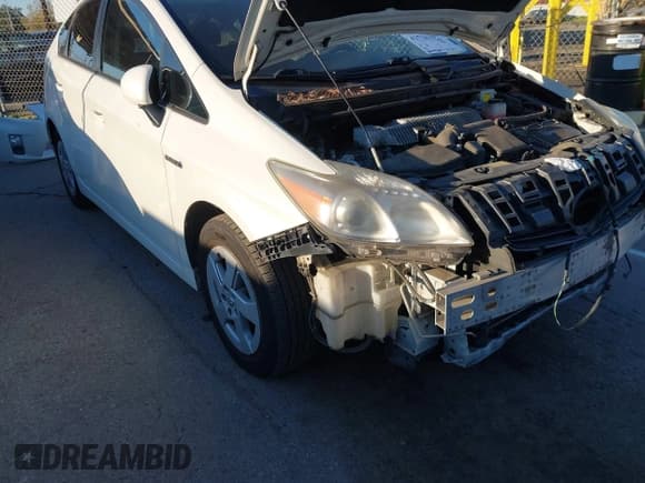 ✅ 2011 Toyota Prius II • VIN: JTDKN3DU1B1423322 • Lot: 43726397. Listed on IAAI with 212,458 mi. Free auction sales archive from the USA and detailed vehicle history report at DreamBid. Image 18.