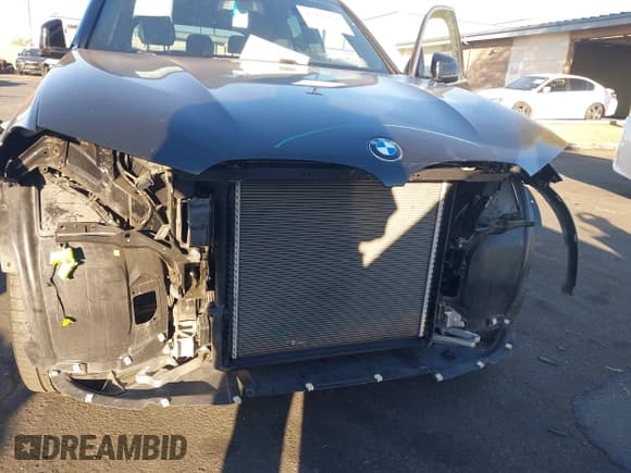 ✅ 2018 BMW X3 xDrive30i • VIN: 5UXTR9C54JLD59318 • Lot: 43451154. Listed on IAAI with 62,026 mi. Free auction sales archive from the USA and detailed vehicle history report at DreamBid. Image 6.