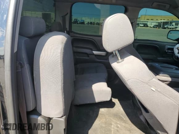 ✅ 2016 Chevrolet Silverado 1500 LT • VIN: 3GCPCREC6GG377287 • Лот: 69119614. Опубликован ранее на Copart с пробегом 210 653 миль. Бесплатный доступ к архиву аукционных продаж из США и подробный отчёт об истории автомобиля на DreamBid. Изображение 10.