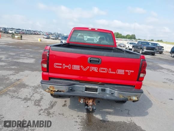 ✅ 2007 Chevrolet Silverado 2500HD LT1 • VIN: 1GCHK23U57F120228 • Lot: 43139126. Listed on IAAI with 34,329 mi. Free auction sales archive from the USA and detailed vehicle history report at DreamBid. Image 18.