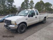 ✅ 2004 Ford F-250 XL • VIN: 1FTNX20L34EA13731 • Lot: 41510742. Wystawiony na IAAI z przebiegiem 323 217 mil. Bezpłatny archiwum sprzedaży aukcyjnych z USA i szczegółowy raport historii pojazdu na DreamBid. Zdjęcie 2.