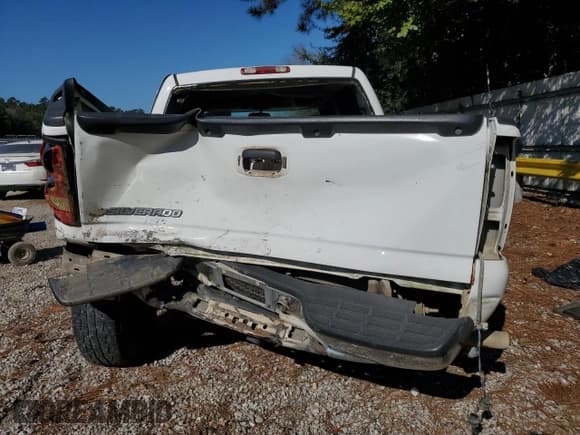 ✅ 2006 Chevrolet Silverado 1500 LT1 • VIN: 2GCEC13T061172258 • Лот: 73943274. Опубликован ранее на Copart с пробегом 176 847 миль. Бесплатный доступ к архиву аукционных продаж из США и подробный отчёт об истории автомобиля на DreamBid. Изображение 6.