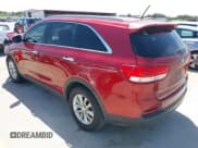 ✅ 2016 Kia Sorento LX • VIN: 5XYPG4A55GG153926 • Lot: 42862850. Listed on IAAI with 164,096 mi. Free auction sales archive from the USA and detailed vehicle history report at DreamBid. Image 3.