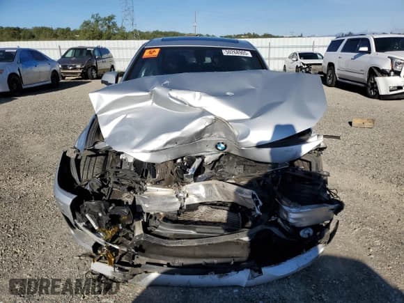 ✅ 2016 BMW 3 Series 328i Gran Turismo xDrive • VIN: WBA8Z5C5XGG500033 • Lot: 50268905. Listed on Copart with 130,371 mi. Free auction sales archive from the USA and detailed vehicle history report at DreamBid. Image 5.