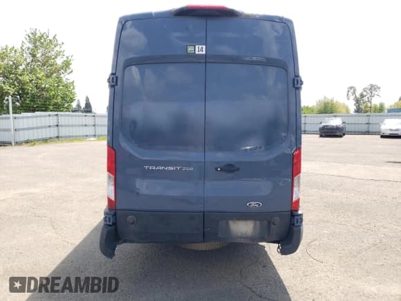 ✅ 2020 Ford Transit Cargo • VIN: 1FTBR3X82LKA18648 • Lot: 47137805. Listed on Copart with 68,313 mi. Free auction sales archive from the USA and detailed vehicle history report at DreamBid. Image 6.