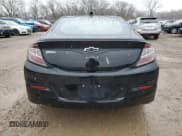 ✅ 2018 Chevrolet Volt LT • VIN: 1G1RA6S50JU158888 • Lot: 82135133. Wystawiony na Copart z przebiegiem 38 720 mil. Bezpłatny archiwum sprzedaży aukcyjnych z USA i szczegółowy raport historii pojazdu na DreamBid. Zdjęcie 6.