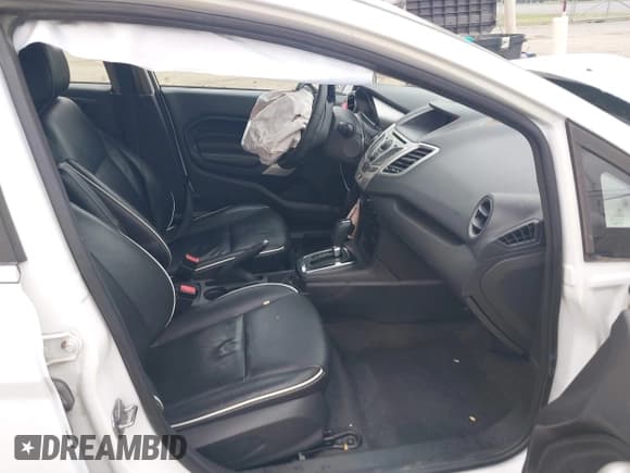 ✅ 2013 Ford Fiesta Titanium • VIN: 3FADP4FJ0DM154155 • Lot: 43348593. Wystawiony na IAAI z przebiegiem 141 783 mil. Bezpłatny archiwum sprzedaży aukcyjnych z USA i szczegółowy raport historii pojazdu na DreamBid. Zdjęcie 5.