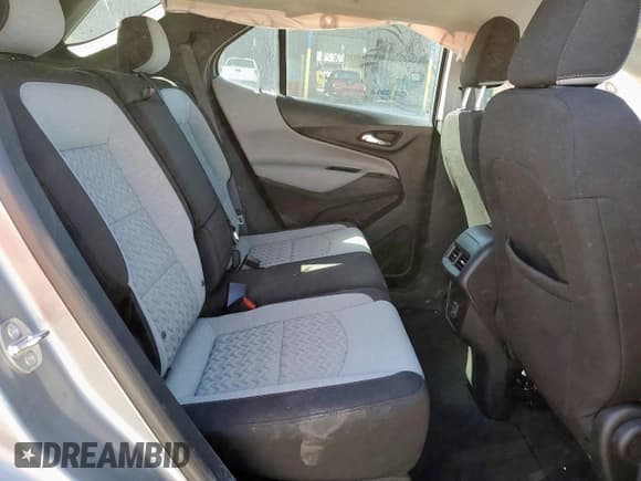 ✅ 2023 Chevrolet Equinox LS • VIN: 3GNAXSEG6PL264541 • Lot: 90820115. Wystawiony na Copart z przebiegiem 40 981 mil. Bezpłatny archiwum sprzedaży aukcyjnych z USA i szczegółowy raport historii pojazdu na DreamBid. Zdjęcie 10.