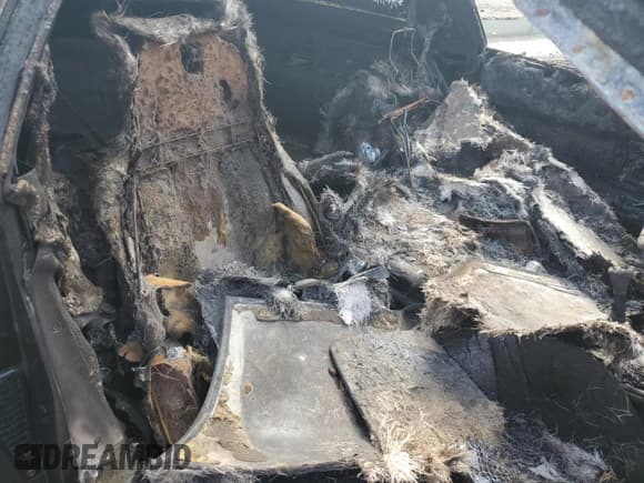 ✅ 1991 Chevrolet Corvette • VIN: 1G1YY2380M5100657 • Лот: 69433435. Опубликован ранее на Copart с пробегом Не указан. Бесплатный доступ к архиву аукционных продаж из США и подробный отчёт об истории автомобиля на DreamBid. Изображение 10.