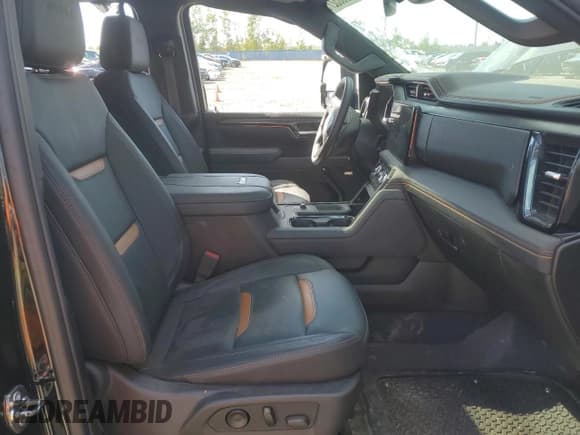 ✅ 2025 GMC Sierra 2500 • VIN: 1GT1UPEY3SF285843 • Лот: 69535275. Опубликован ранее на Copart с пробегом Не указан. Бесплатный доступ к архиву аукционных продаж из США и подробный отчёт об истории автомобиля на DreamBid. Изображение 7.