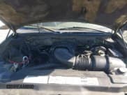 ✅ 2001 Ford Expedition XLT • VIN: 1FMRU16W91LA79385 • Lot: 41379687. Wystawiony na IAAI z przebiegiem Nie podano. Bezpłatny archiwum sprzedaży aukcyjnych z USA i szczegółowy raport historii pojazdu na DreamBid. Zdjęcie 10.