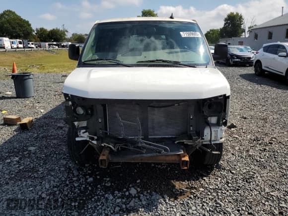 ✅ 2016 GMC Savana Cargo • VIN: 1GTZ7HFG2G1312220 • Lot: 71509005. Wystawiony na Copart z przebiegiem 156 904 mil. Bezpłatny archiwum sprzedaży aukcyjnych z USA i szczegółowy raport historii pojazdu na DreamBid. Zdjęcie 5.