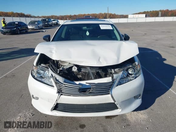 ✅ 2015 Lexus ES 330 • VIN: JTHBK1GGXF2200844 • Lot: 43644144. Listed on IAAI with 98,470 mi. Free auction sales archive from the USA and detailed vehicle history report at DreamBid. Image 6.