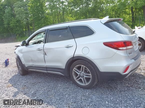 ✅ 2017 Hyundai Santa Fe Limited Ultimate • VIN: KM8SR4HF3HU246846 • Лот: 42481480. Опубликован ранее на IAAI с пробегом 173 257 миль. Бесплатный доступ к архиву аукционных продаж из США и подробный отчёт об истории автомобиля на DreamBid. Изображение 14.