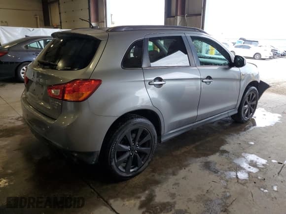 ✅ 2015 Mitsubishi Outlander GT • VIN: 4A4AR4AW2FE034188 • Lot: 80734105. Listed on Copart with Not provided. Free auction sales archive from the USA and detailed vehicle history report at DreamBid. Image 3.