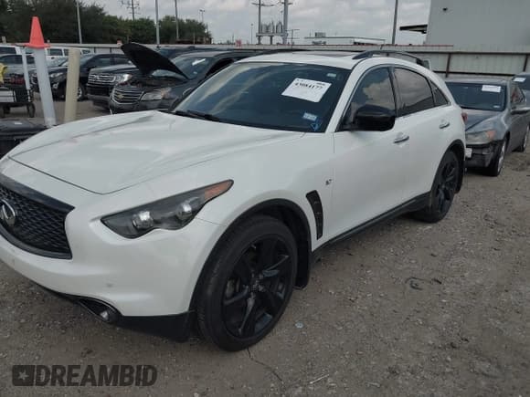 ✅ 2017 Infiniti QX70 • VIN: JN8CS1MW2HM411677 • Lot: 43084177. Listed on IAAI with 86,468 mi. Free auction sales archive from the USA and detailed vehicle history report at DreamBid. Image 17.