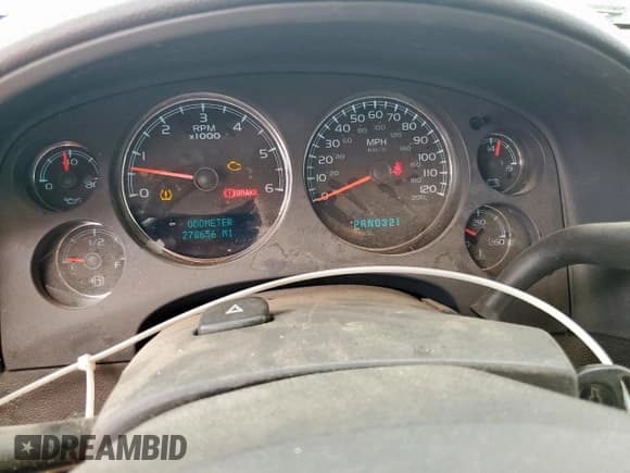 ✅ 2008 Chevrolet Suburban 2LT • VIN: 3GNFC16098G119713 • Lot: 62427785. Listed on Copart with 278,656 mi. Free auction sales archive from the USA and detailed vehicle history report at DreamBid. Image 9.