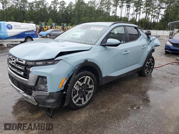 ✅ 2025 Hyundai Santa Cruz Limited • VIN: 5NTJEDDF5SH154934 • Лот: 84219115. Опубликован ранее на Copart с пробегом 902 миль. Бесплатный доступ к архиву аукционных продаж из США и подробный отчёт об истории автомобиля на DreamBid. Изображение 1.