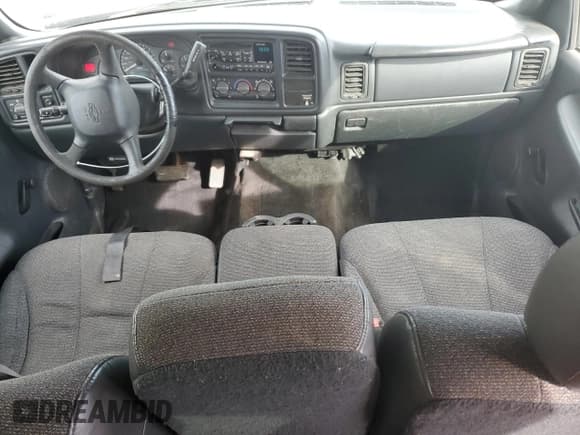 ✅ 2002 Chevrolet Silverado 1500 LS • VIN: 2GCEC19W721337556 • Lot: 87040365. Listed on Copart with 258,112 mi. Free auction sales archive from the USA and detailed vehicle history report at DreamBid. Image 8.