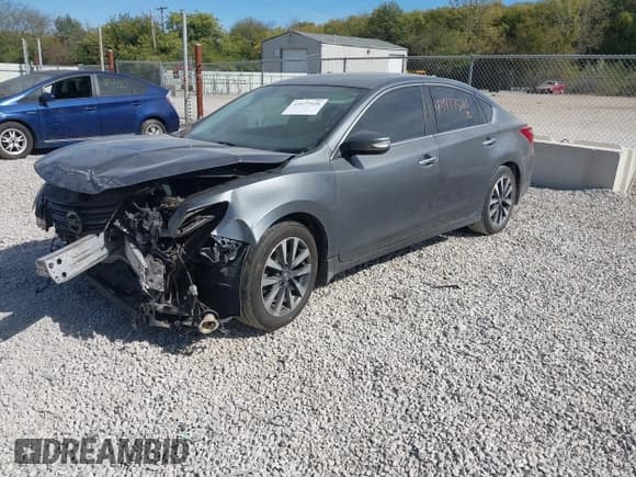 ✅ 2017 Nissan Altima S • VIN: 1N4AL3AP3HC164254 • Lot: 43477526. Wystawiony na IAAI z przebiegiem 184 887 mil. Bezpłatny archiwum sprzedaży aukcyjnych z USA i szczegółowy raport historii pojazdu na DreamBid. Zdjęcie 17.