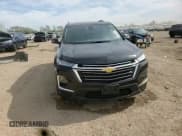 ✅ 2023 Chevrolet Traverse LT Cloth • VIN: 1GNEVGKW1PJ131631 • Lot: 84880415. Wystawiony na Copart z przebiegiem 69 568 mil. Bezpłatny archiwum sprzedaży aukcyjnych z USA i szczegółowy raport historii pojazdu na DreamBid. Zdjęcie 13.