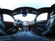 ✅ 2018 Jeep Grand Cherokee Laredo E • VIN: 1C4RJFAG9JC249352 • Lot: 43183145. Wystawiony na IAAI z przebiegiem 135 363 mil. Bezpłatny archiwum sprzedaży aukcyjnych z USA i szczegółowy raport historii pojazdu na DreamBid. Zdjęcie 20.