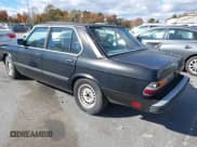 ✅ 1986 BMW 5 Series 528e • VIN: WBADK8308G9658089 • Lot: 43577568. Listed on IAAI with 221,132 mi. Free auction sales archive from the USA and detailed vehicle history report at DreamBid. Image 3.