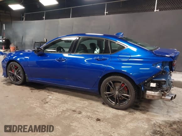 ✅ 2023 Acura TLX Type S • VIN: 19UUB7F90PA002900 • Lot: 41925259. Wystawiony na IAAI z przebiegiem 11 645 mil. Bezpłatny archiwum sprzedaży aukcyjnych z USA i szczegółowy raport historii pojazdu na DreamBid. Zdjęcie 3.