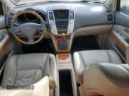 ✅ 2007 Lexus RX 350 • VIN: 2T2HK31U17C031513 • Lot: 82757935. Wystawiony na Copart z przebiegiem 125 400 mil. Bezpłatny archiwum sprzedaży aukcyjnych z USA i szczegółowy raport historii pojazdu na DreamBid. Zdjęcie 8.