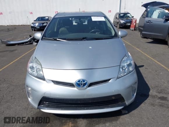 ✅ 2015 Toyota Prius Two • VIN: JTDKN3DUXF1984513 • Лот: 43105789. Опубликован ранее на IAAI с пробегом 109 652 миль. Бесплатный доступ к архиву аукционных продаж из США и подробный отчёт об истории автомобиля на DreamBid. Изображение 13.