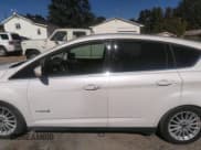 ✅ 2016 Ford C-Max SEL • VIN: 1FADP5BUXGL120848 • Lot: 43446632. Wystawiony na IAAI z przebiegiem 137 271 mil. Bezpłatny archiwum sprzedaży aukcyjnych z USA i szczegółowy raport historii pojazdu na DreamBid. Zdjęcie 14.