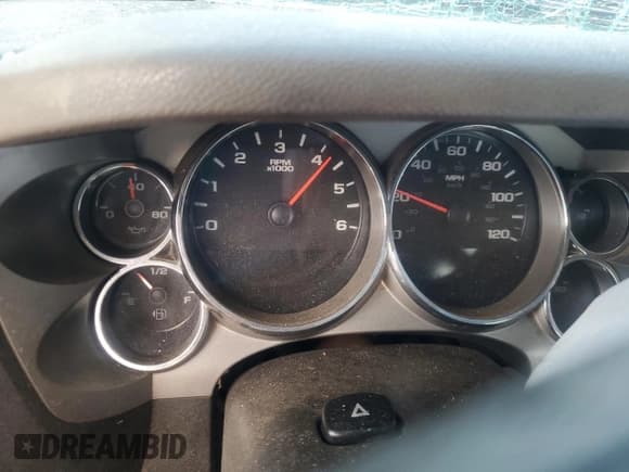 ✅ 2014 Chevrolet Silverado 2500HD Work Truck • VIN: 1GC0CVCG4EF116691 • Lot: 64662375. Wystawiony na Copart z przebiegiem Nie podano. Bezpłatny archiwum sprzedaży aukcyjnych z USA i szczegółowy raport historii pojazdu na DreamBid. Zdjęcie 9.