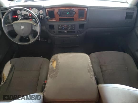 ✅ 2006 Dodge 1500 SLT • VIN: 1D7HA18266S594611 • Лот: 79085404. Опубликован ранее на Copart с пробегом 243 076 миль. Бесплатный доступ к архиву аукционных продаж из США и подробный отчёт об истории автомобиля на DreamBid. Изображение 8.