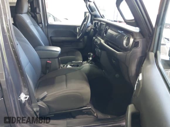 ✅ 2020 Jeep Wrangler Unlimited Sahara Altitude • VIN: 1C4HJXEG6LW120854 • Lot: 43618359. Listed on IAAI with 137,557 mi. Free auction sales archive from the USA and detailed vehicle history report at DreamBid. Image 5.