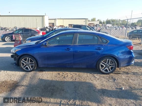 ✅ 2019 Kia Forte S • VIN: 3KPF34ADXKE048755 • Lot: 43235148. Wystawiony na IAAI z przebiegiem 100 054 mil. Bezpłatny archiwum sprzedaży aukcyjnych z USA i szczegółowy raport historii pojazdu na DreamBid. Zdjęcie 14.