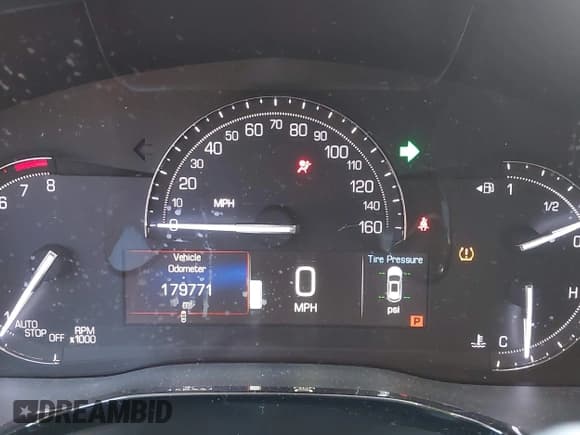 ✅ 2017 Cadillac XT5 Luxury FWD • VIN: 1GYKNBRS1HZ176924 • Lot: 43380934. Wystawiony na IAAI z przebiegiem 179 771 mil. Bezpłatny archiwum sprzedaży aukcyjnych z USA i szczegółowy raport historii pojazdu na DreamBid. Zdjęcie 7.