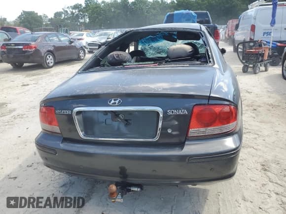 ✅ 2005 Hyundai Sonata GLS • VIN: KMHWF35H45A206895 • Лот: 49910754. Опубликован ранее на Copart с пробегом 111 922 миль. Бесплатный доступ к архиву аукционных продаж из США и подробный отчёт об истории автомобиля на DreamBid. Изображение 6.