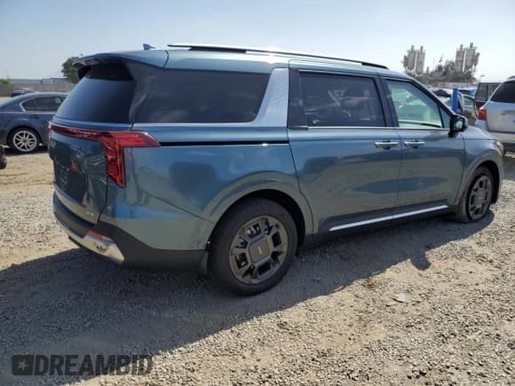 ✅ 2026 Kia Carnival SX • VIN: KNDNE5KA6T6092582 • Lot: 85136835. Listed on Copart with 3,930 mi. Free auction sales archive from the USA and detailed vehicle history report at DreamBid. Image 3.