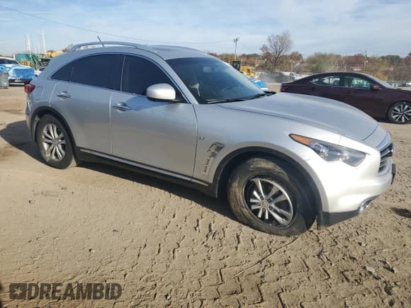 ✅ 2015 Infiniti QX70 • VIN: JN8CS1MW9FM482016 • Lot: 91623355. Listed on Copart with 126,685 mi. Free auction sales archive from the USA and detailed vehicle history report at DreamBid. Image 4.