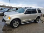 ✅ 2005 Ford Explorer Limited • VIN: 1FMDU75K05UA44083 • Лот: 81727664. Опубликован ранее на Copart с пробегом 236 912 миль. Бесплатный доступ к архиву аукционных продаж из США и подробный отчёт об истории автомобиля на DreamBid. Изображение 1.